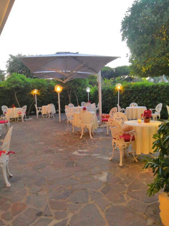 Golf & Beach Hotel Milano Marittima Bagian luar foto
