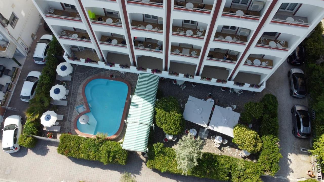 Golf & Beach Hotel Milano Marittima Bagian luar foto