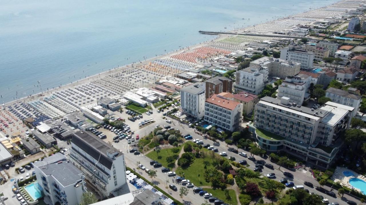 Golf & Beach Hotel Milano Marittima Bagian luar foto