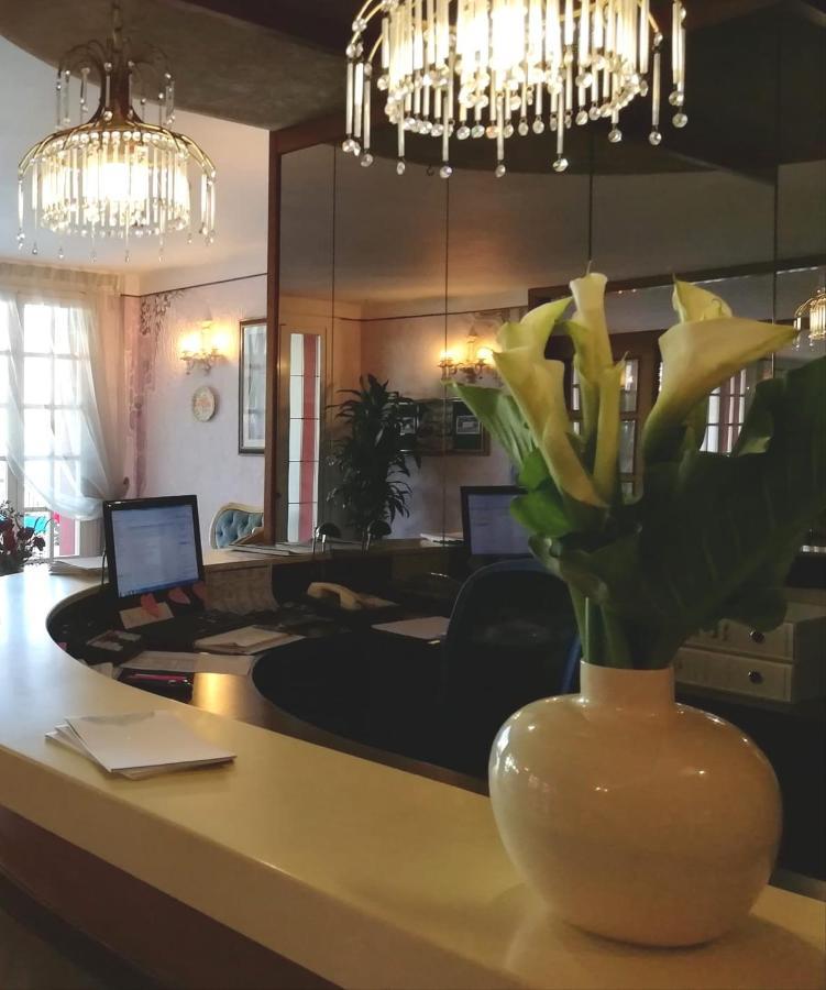 Golf & Beach Hotel Milano Marittima Bagian luar foto